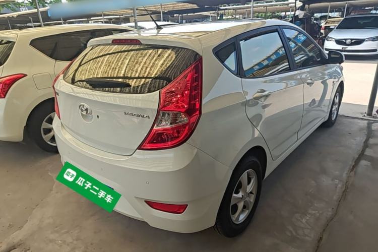 Used Hyundai Verna Ray 2016 1.4L Automatic Leading-Edge GLX Rear Right 45 Deg