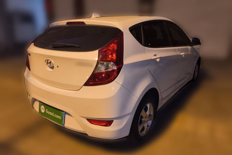 Used Hyundai Verna Ray 2016 1.4L Automatic Leading-Edge GLX Rear Right 45 Deg