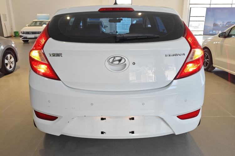 Used Hyundai Verna Ray 2016 1.4L Manual Leading GLX Model Rear