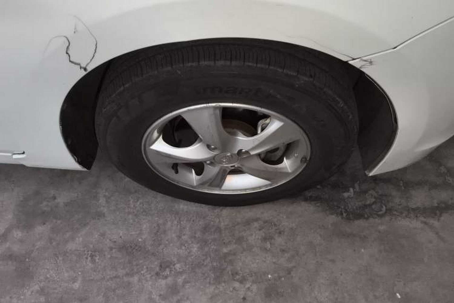 Used Hyundai Verna Ray 2016 1.4L Automatic Leading-Edge GLX Right Front Wheel Hub