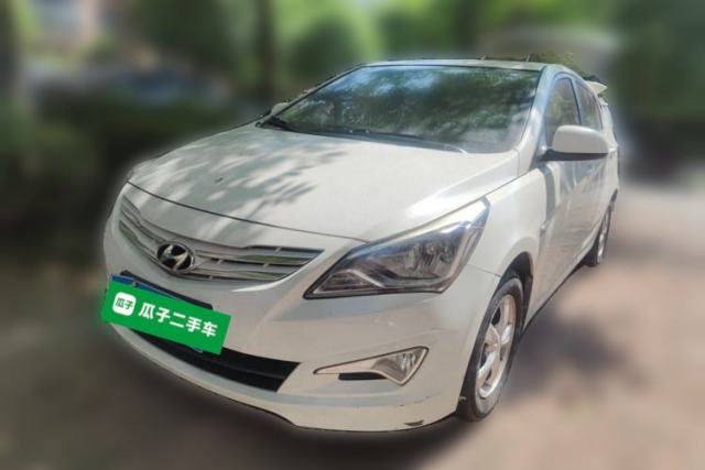 Used Hyundai Verna Ray 2016 1.4L Automatic Leading-Edge GLX
