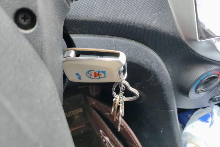 Used Hyundai Verna Ray 2016 1.4L Automatic Leading-Edge GLX Vehicle Key