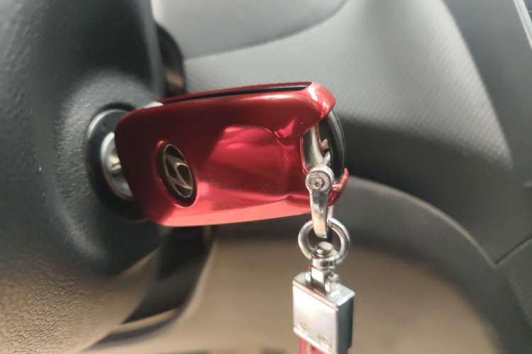 Used Hyundai Verna Ray 2016 1.4L Automatic Leading-Edge GLX Vehicle Key