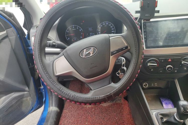 Used Hyundai Verna RV 2017 1.4L Manual Cool Edition GLS China V Emission Standard Steering Wheel