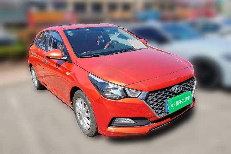 Used Hyundai Verna RV 2017 1.4L Automatic Sport Version National Emission Standard V Front Right 45 Deg