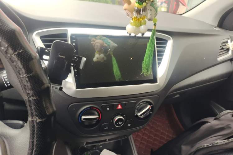 Used Hyundai Verna RV 2017 1.4L Automatic Cool Edition GLS China V Emission Standard Audio And AC Panel