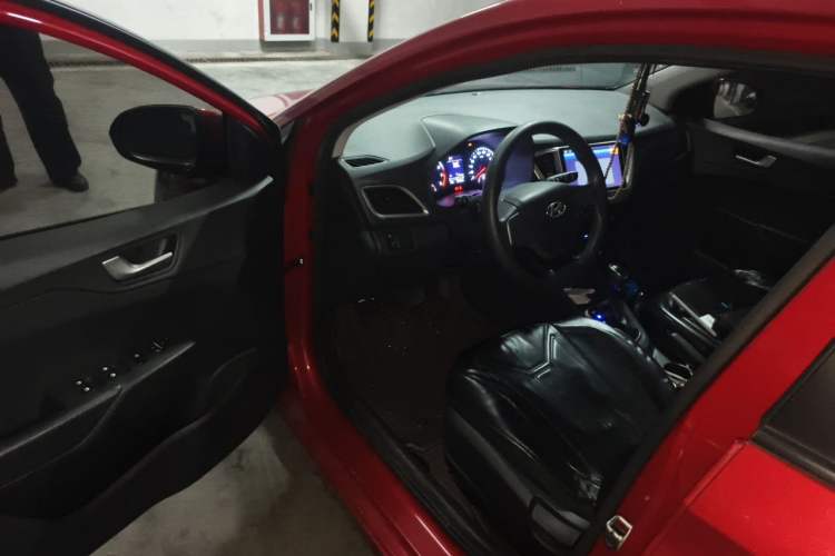 Used Hyundai Verna RV 2017 1.4L Automatic Cool Edition GLS China V Emission Standard Driver Seat