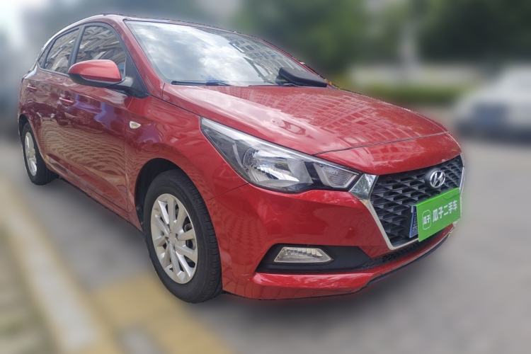 Used Hyundai Verna RV 2017 1.4L Automatic Cool Edition GLS China V Emission Standard Front Right 45 Deg