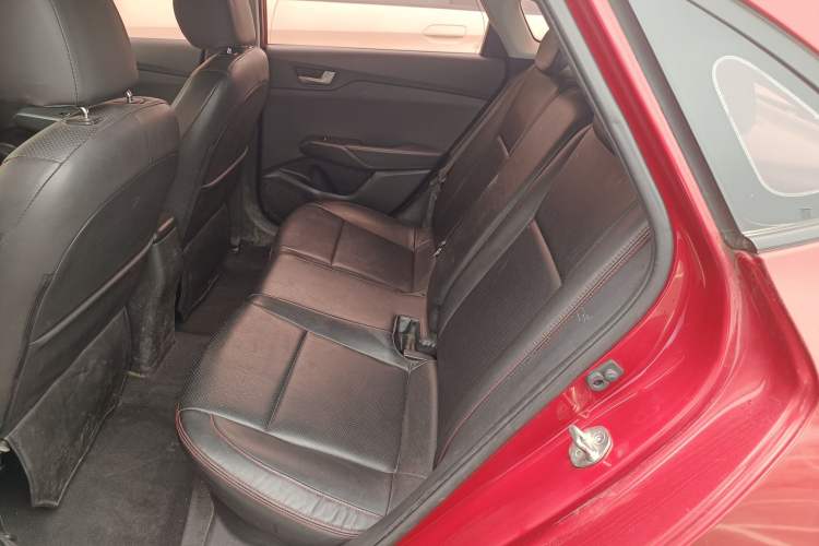 Used Hyundai Verna RV 2017 1.4L Automatic Cool Edition GLS China V Emission Standard Left Rear Seat