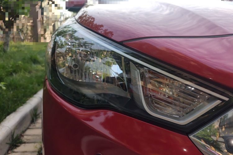 Used Hyundai Verna RV 2017 1.4L Automatic Cool Edition GLS China V Emission Standard Right Front Headlight