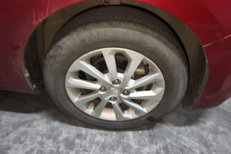 Used Hyundai Verna RV 2017 1.4L Automatic Cool Edition GLS China V Emission Standard Right Front Wheel Hub