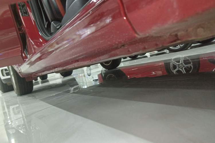 Used Hyundai Verna RV 2017 1.4L Automatic Cool Edition GLS China VI Standard Right Side Sill