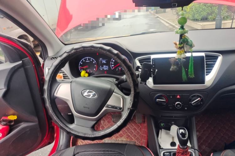 Used Hyundai Verna RV 2017 1.4L Automatic Cool Edition GLS China V Emission Standard Steering Wheel