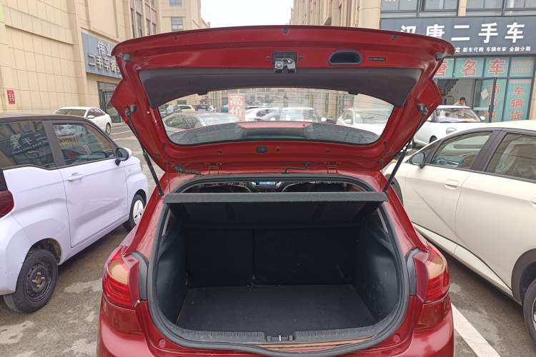 Used Hyundai Verna RV 2017 1.4L Automatic Cool Edition GLS China V Emission Standard Trunk