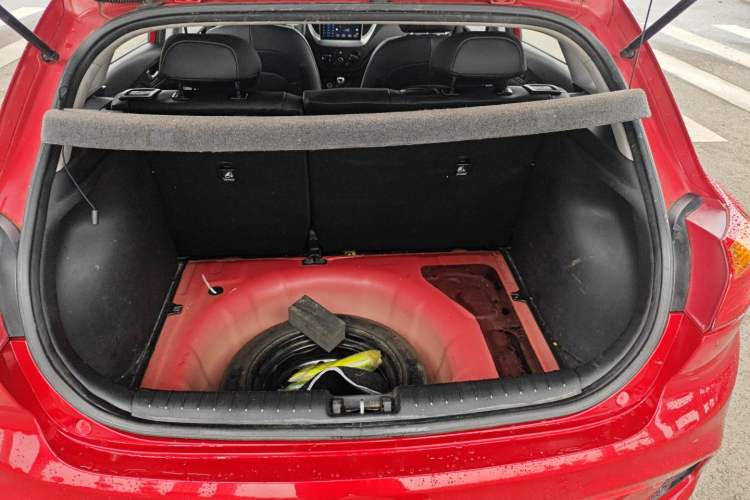 Used Hyundai Verna RV 2017 1.4L Automatic Cool Edition GLS China VI Standard Trunk