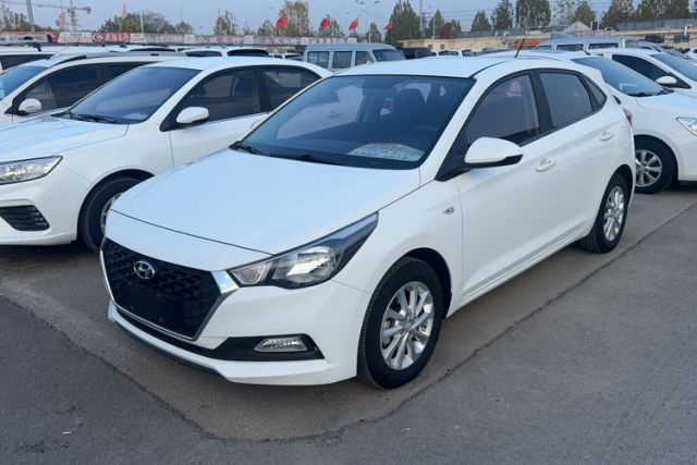 Used Hyundai Verna RV 2017 1.4L Automatic Cool Edition GLS China V Emission Standard