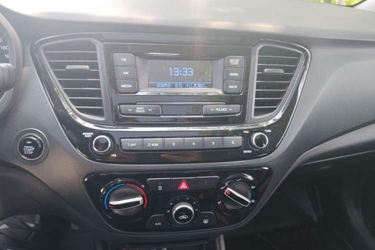 Used Hyundai Verna RV 2017 1.4L Automatic Sport Version National Emission Standard V Audio And AC Panel