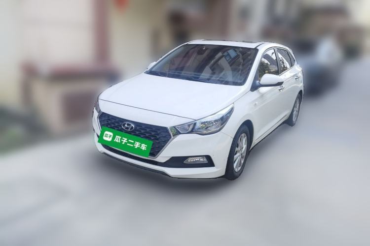 Used Hyundai Verna RV 2017 1.4L Automatic Sport Version National Emission Standard V Guazi used car, China used car export, Used car for sale, Used  cars, Cheapest cars for sale