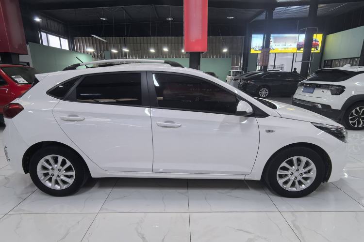 Used Hyundai Verna RV 2017 1.4L Automatic Cool Edition GLS China V Emission Standard Exterior 3