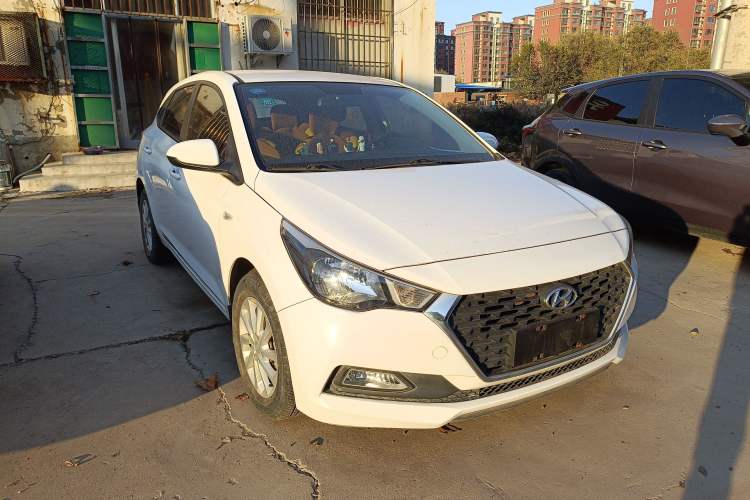 Used Hyundai Verna RV 2017 1.4L Automatic Cool Edition GLS China V Emission Standard Exterior 3