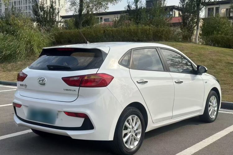 Used Hyundai Verna RV 2017 1.4L Automatic Cool Edition GLS China VI Standard Exterior 4