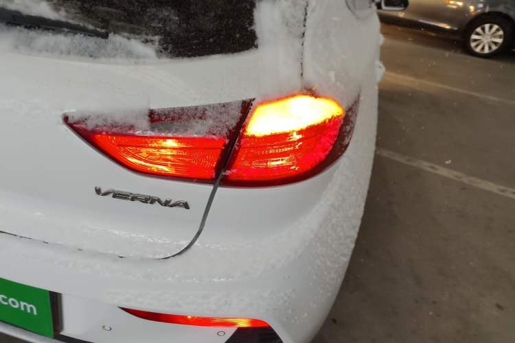 Used Hyundai Verna RV 2017 1.4L Automatic Cool Edition GLS China V Emission Standard Exterior 6
