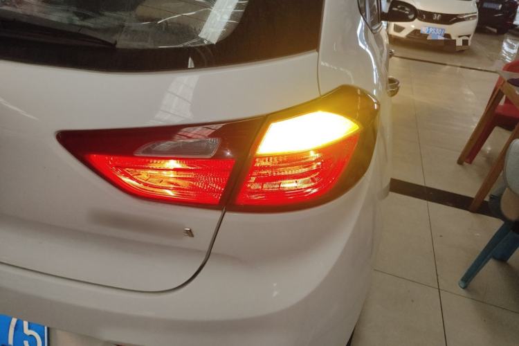 Used Hyundai Verna RV 2017 1.4L Automatic Sport Version National Emission Standard V Exterior 6