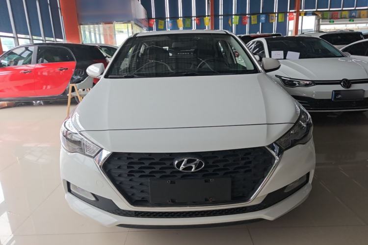 Used Hyundai Verna RV 2017 1.4L Automatic Sport Version National Emission Standard V Front