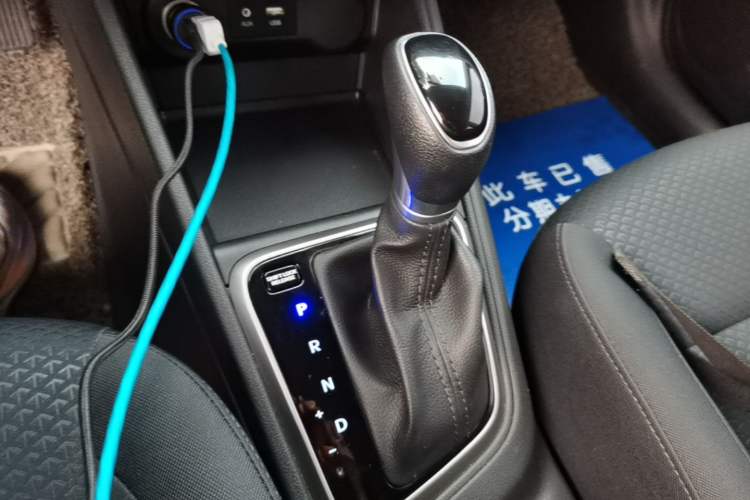 Used Hyundai Verna RV 2017 1.4L Automatic Cool Edition GLS China VI Standard Gear Lever