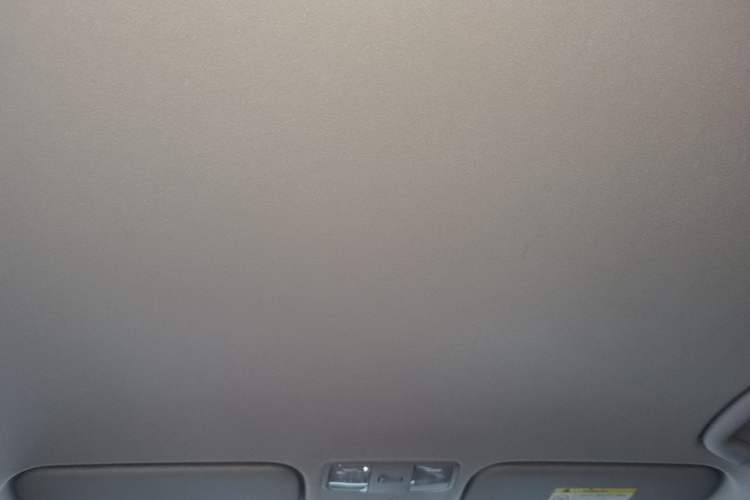 Used Hyundai Verna RV 2017 1.4L Automatic Cool Edition GLS China VI Standard Headliner