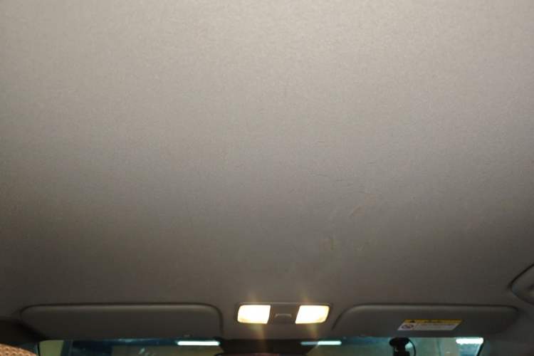 Used Hyundai Verna RV 2017 1.4L Automatic Cool Edition GLS China V Emission Standard Headliner
