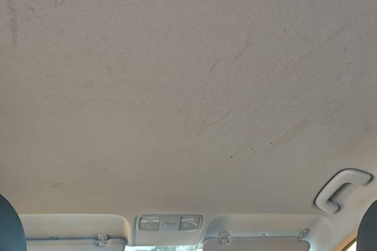 Used Hyundai Verna RV 2017 1.4L Manual Cool Edition GLS China V Emission Standard Headliner