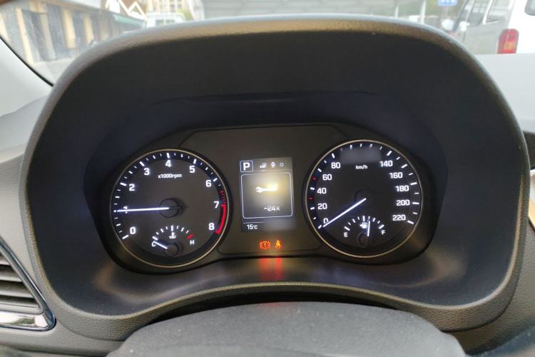 Used Hyundai Verna RV 2017 1.4L Automatic Sport Version National Emission Standard V Instrument Cluster