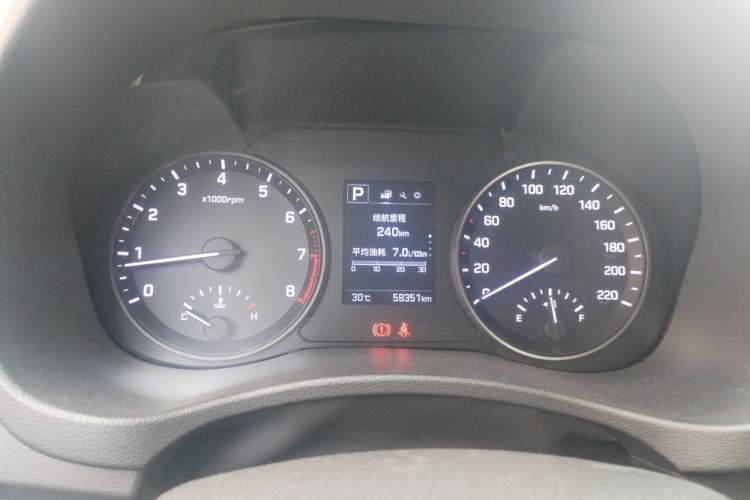 Used Hyundai Verna RV 2017 1.4L Automatic Sport Version National Emission Standard V Instrument Cluster