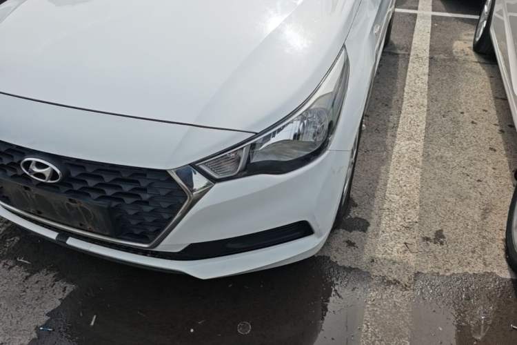 Used Hyundai Verna RV 2017 1.4L Manual Cool Edition GLS China V Emission Standard Left Front Headlight