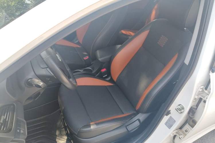 Used Hyundai Verna RV 2017 1.4L Automatic Sport Version National Emission Standard V Left Front Seat