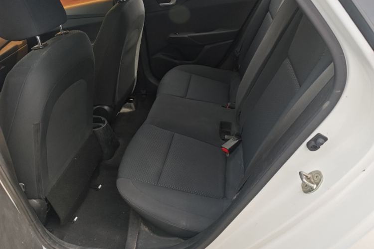 Used Hyundai Verna RV 2017 1.4L Manual Cool Edition GLS China V Emission Standard Left Rear Seat