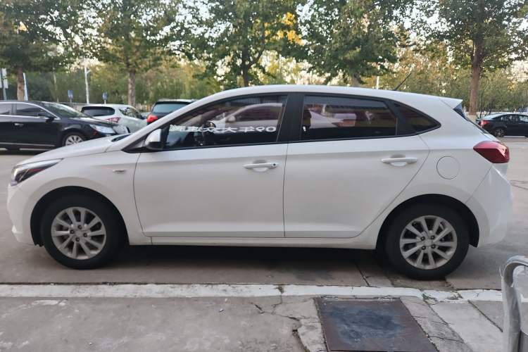Used Hyundai Verna RV 2017 1.4L Automatic Cool Edition GLS China V Emission Standard Left Side