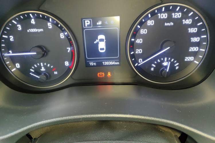 Used Hyundai Verna RV 2017 1.4L Automatic Sport Version National Emission Standard V Odometer Close Up
