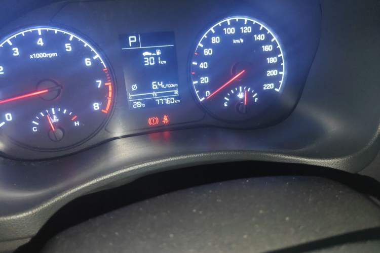 Used Hyundai Verna RV 2017 1.4L Automatic Cool Edition GLS China V Emission Standard Odometer Close Up