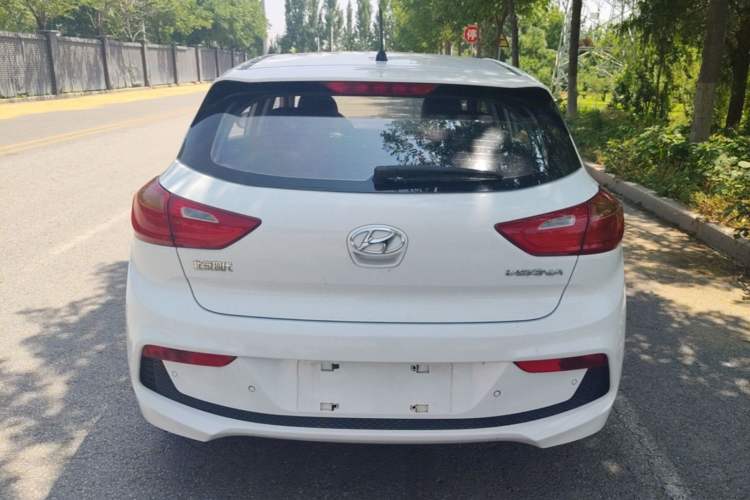 Used Hyundai Verna RV 2017 1.4L Automatic Sport Version National Emission Standard V Rear