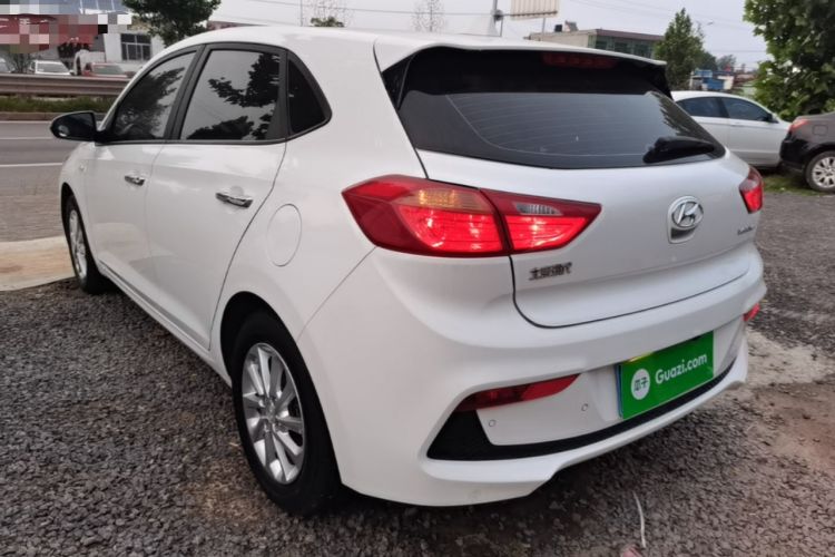 Used Hyundai Verna RV 2017 1.4L Automatic Cool Edition GLS China VI Standard Rear Left 45 Deg