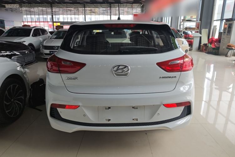 Used Hyundai Verna RV 2017 1.4L Automatic Sport Version National Emission Standard V Rear