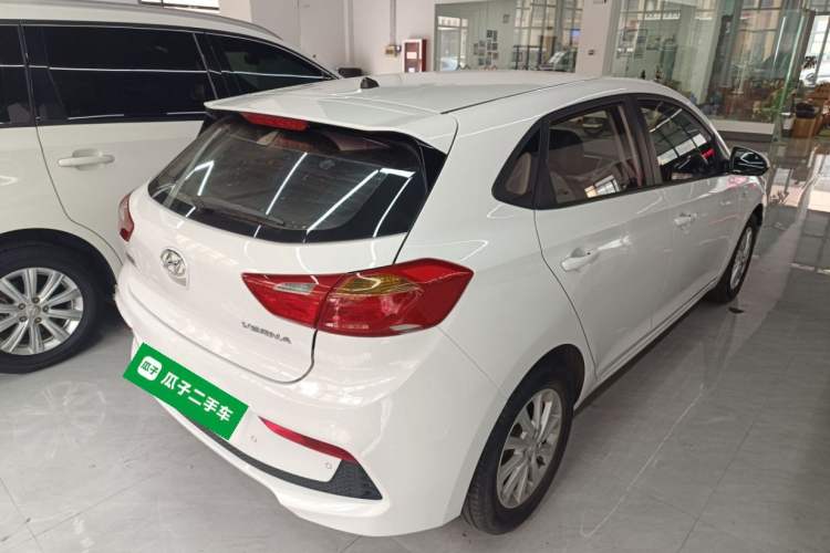 Used Hyundai Verna RV 2017 1.4L Manual Cool Edition GLS China V Emission Standard Rear Right 45 Deg