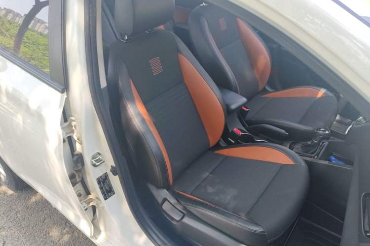 Used Hyundai Verna RV 2017 1.4L Automatic Sport Version National Emission Standard V Right Front Seat