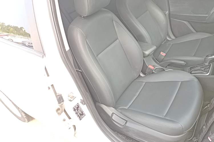Used Hyundai Verna RV 2017 1.4L Automatic Cool Edition GLS China V Emission Standard Right Front Seat