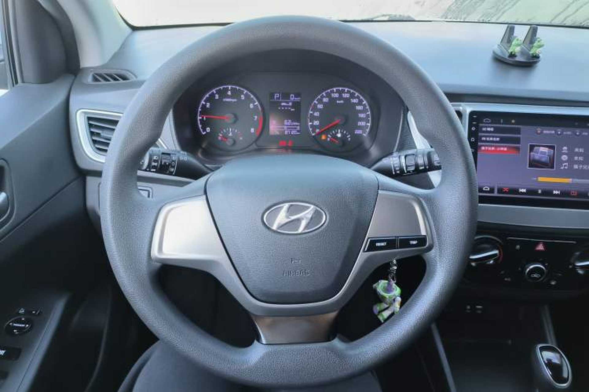 Used Hyundai Verna RV 2017 1.4L Automatic Cool Edition GLS China V Emission Standard Steering Wheel
