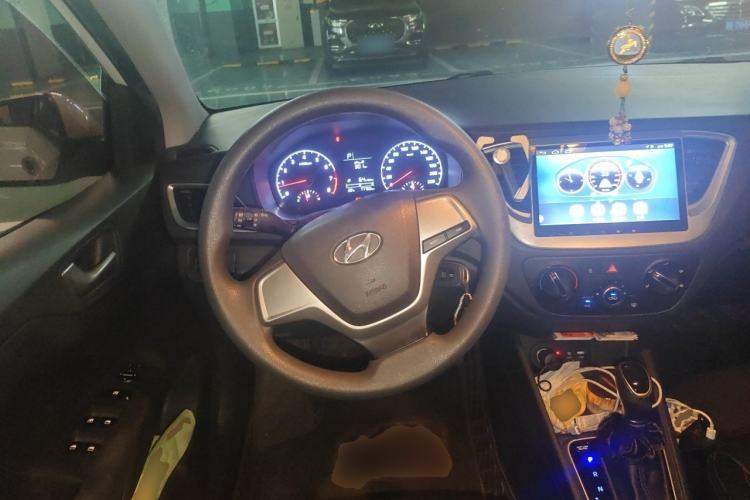 Used Hyundai Verna RV 2017 1.4L Automatic Cool Edition GLS China V Emission Standard Steering Wheel