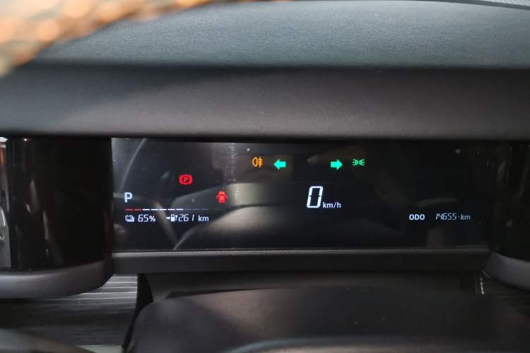 Used iCAR 03 2024 401km Two-Wheel Drive Standard Advanced Version Instrument Cluster