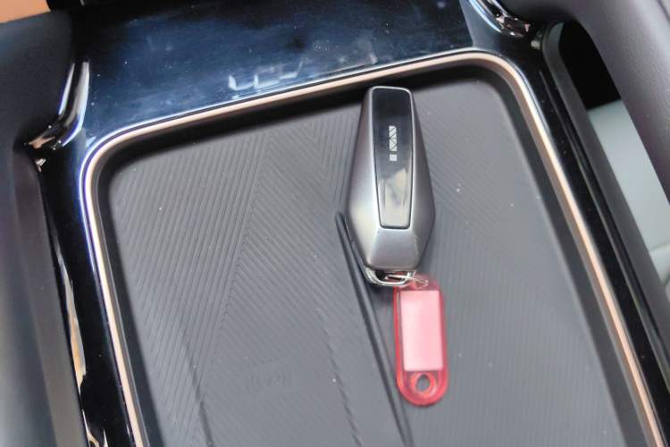 Used iCAR 03 2024 501km Range Two-Wheel Drive Long-Range Smart Trend Edition Interior 1